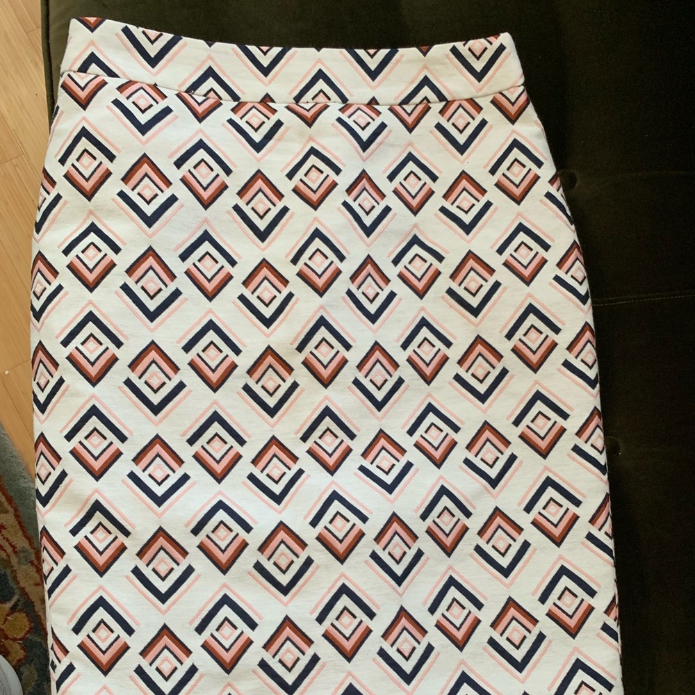 Ann Taylor white summer skirt size 10